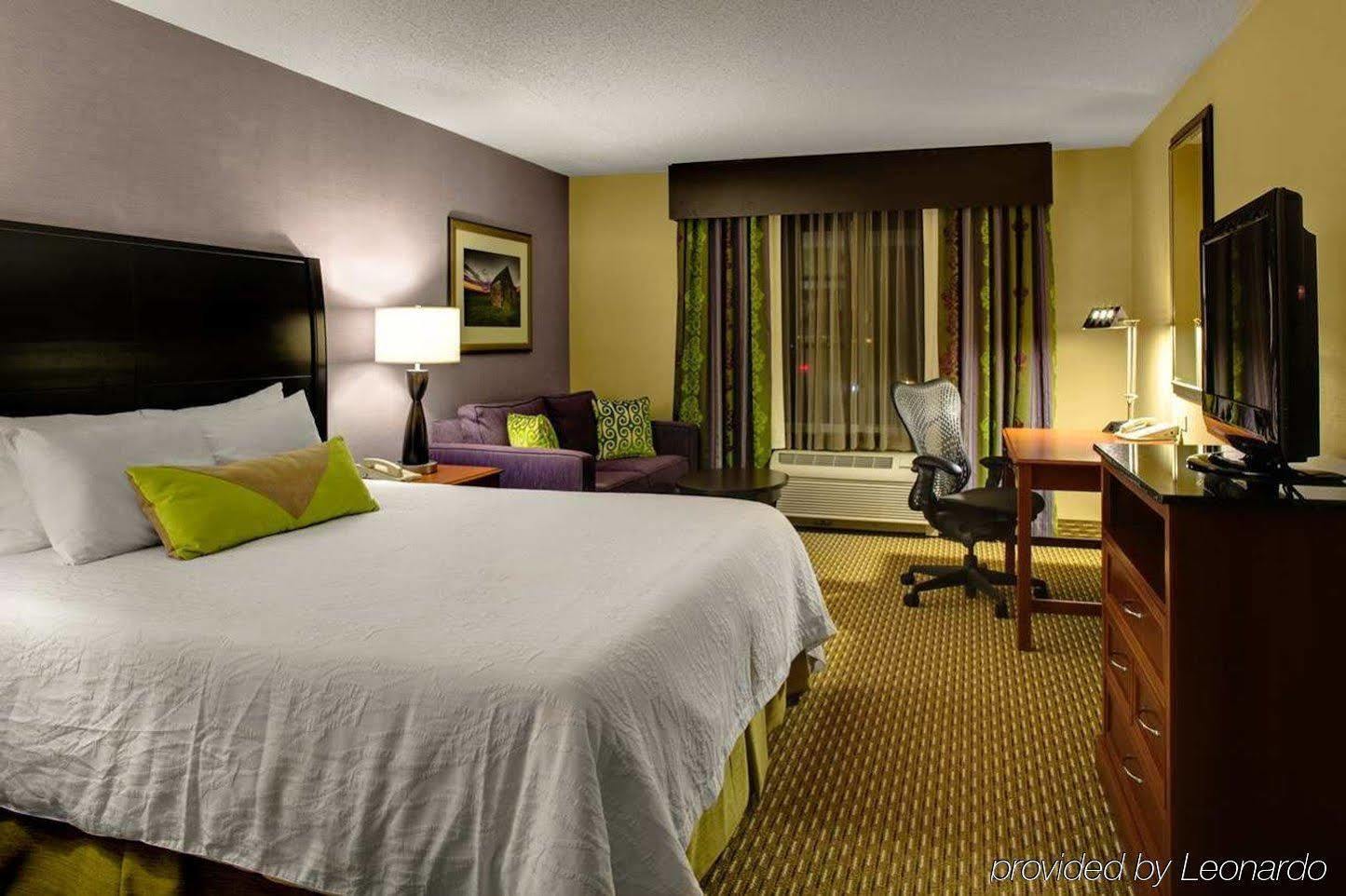 Hilton Garden Inn Hartford North-Bradley International Airport Windsor Dış mekan fotoğraf